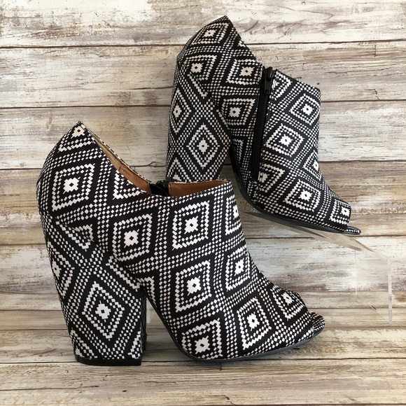 Cato Shoes - Cato Black White Open Toe Zip Fashion Booties.